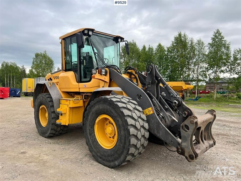 Volvo L60F Фронтальні навантажувачі
