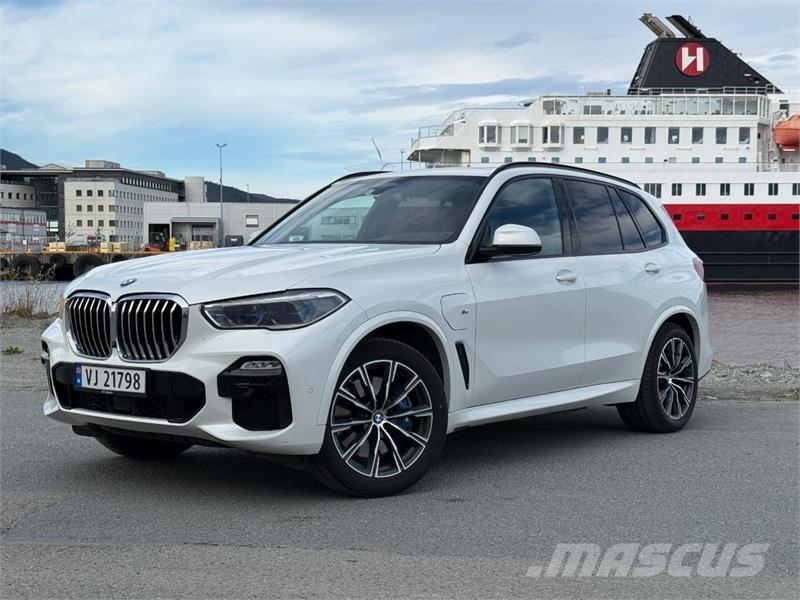 BMW X5 Автомобілі