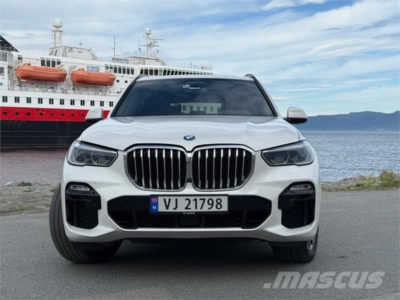 BMW X5 Автомобілі
