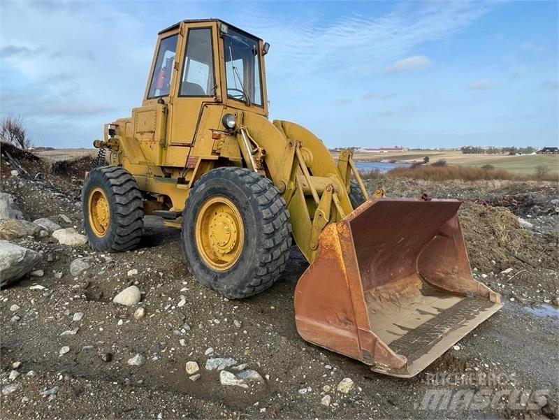 CAT 920 Фронтальні навантажувачі