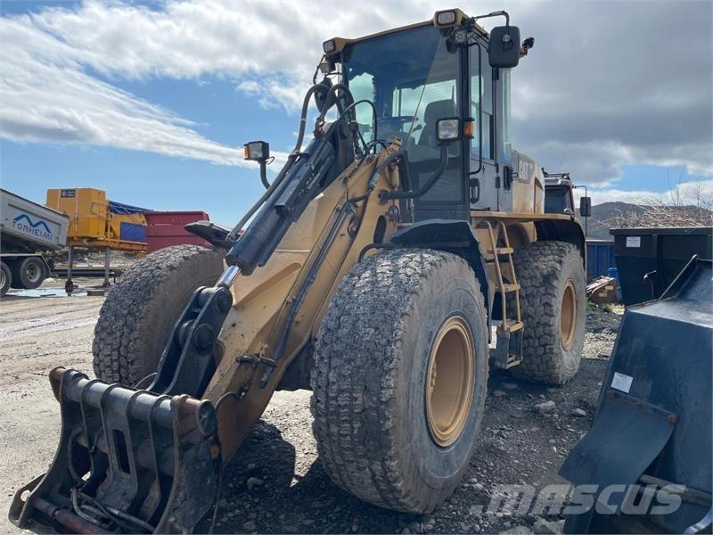 CAT 930 H Фронтальні навантажувачі