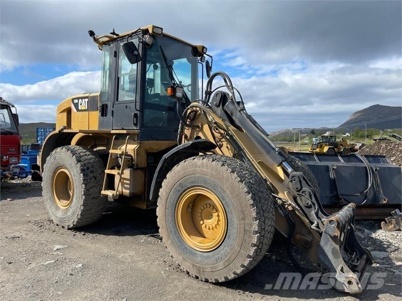 CAT 930 H Фронтальні навантажувачі