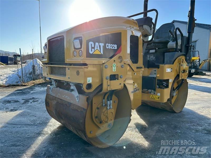 CAT cb22b Віброплити та вібротрамбовки