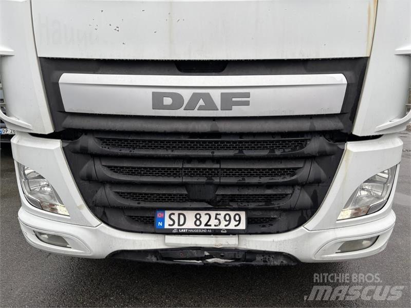 DAF CF Фургони
