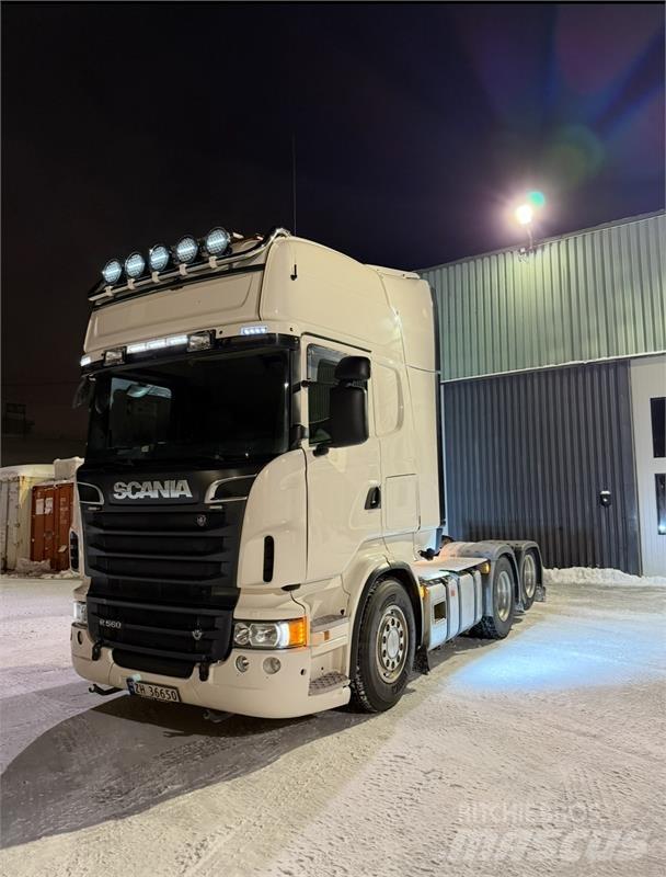 Scania R560 Тягачі