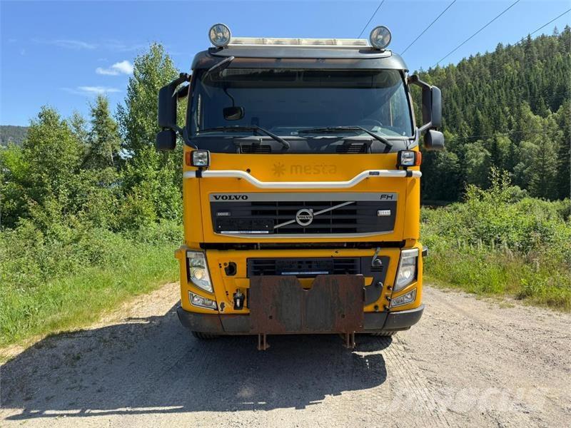 Volvo FH Вантажівки з гаковим підйомом