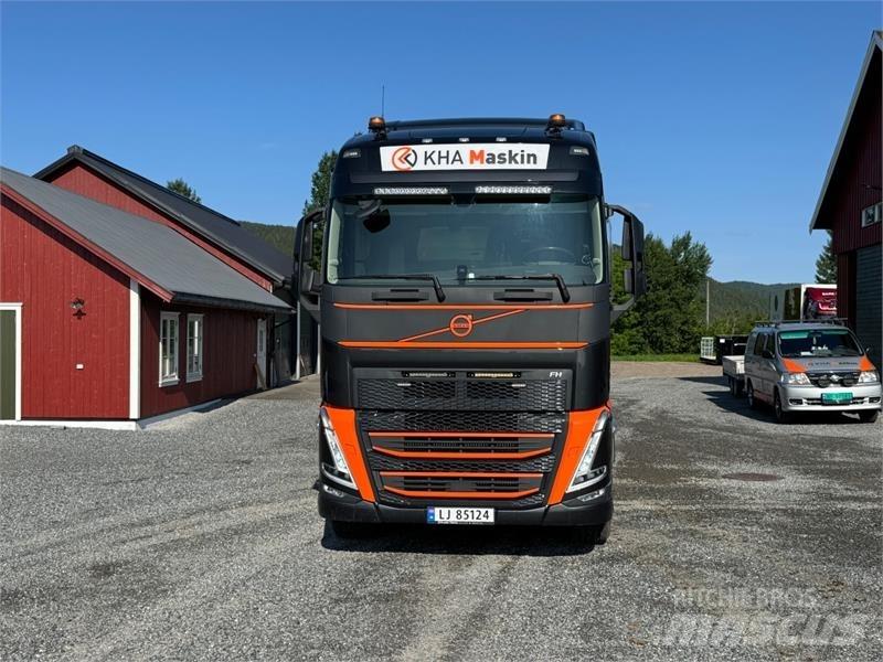 Volvo FH Вантажівки з гаковим підйомом