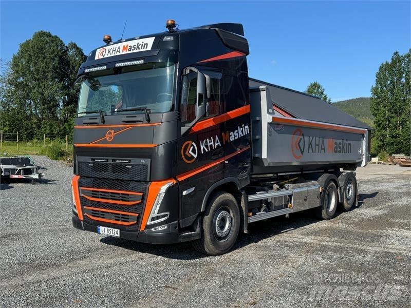 Volvo FH Вантажівки з гаковим підйомом