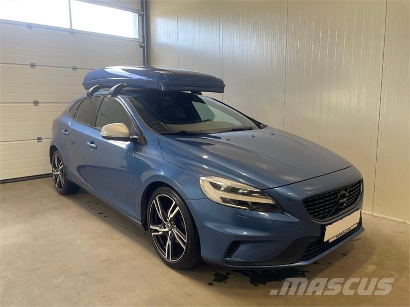 Volvo V40 Автомобілі