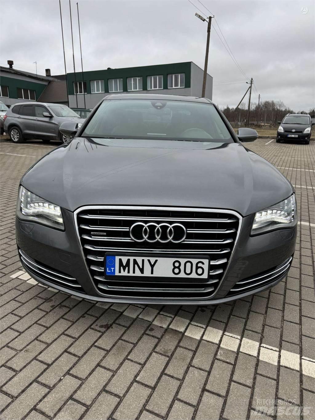 Audi  Автомобілі