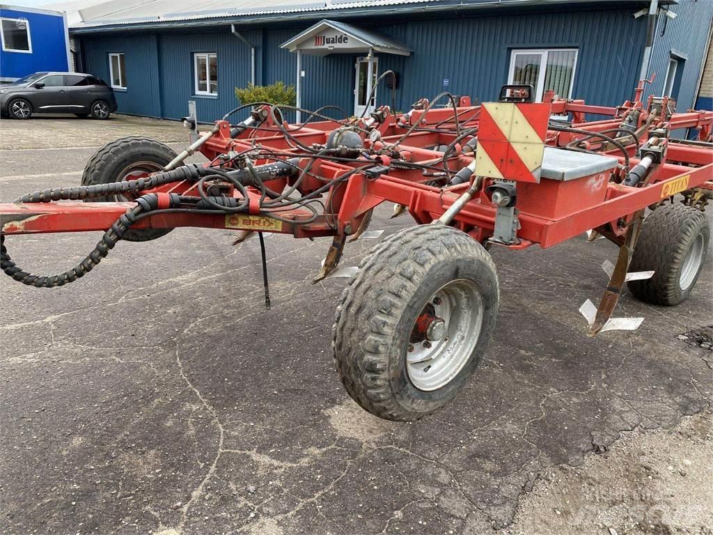 Brix Titan 11/ 300 Польові шлейфи