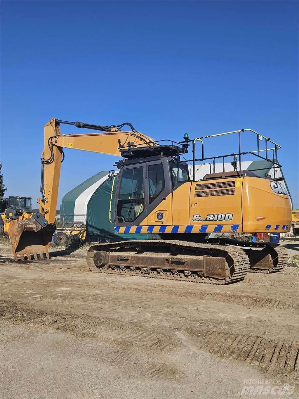 CASE LC210-D Гусеничні екскаватори