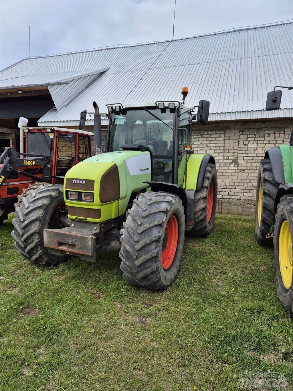 CLAAS ARES 696 RZ Трактори