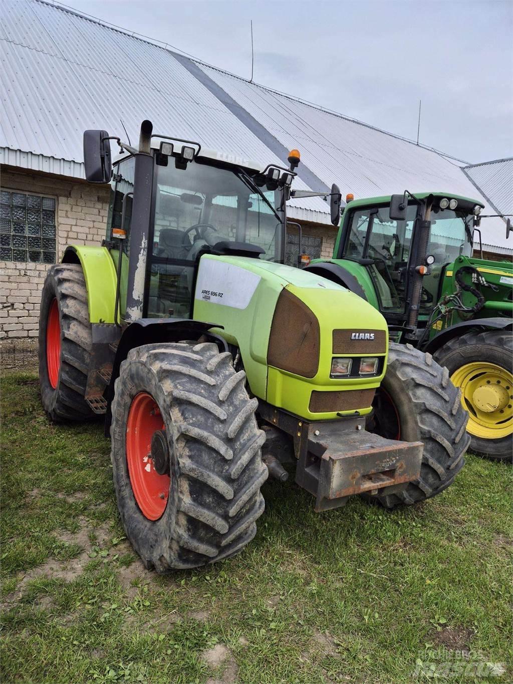CLAAS ARES 696 RZ Трактори