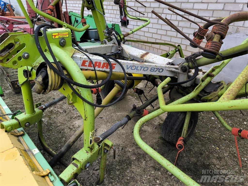 CLAAS VOLTO 870 Граблі і сінозворушувачі