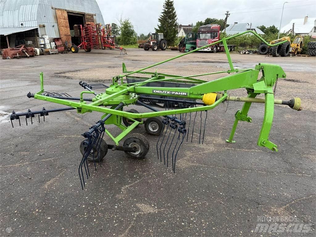 Deutz-Fahr 300 Завантажувачі змішувальних машин