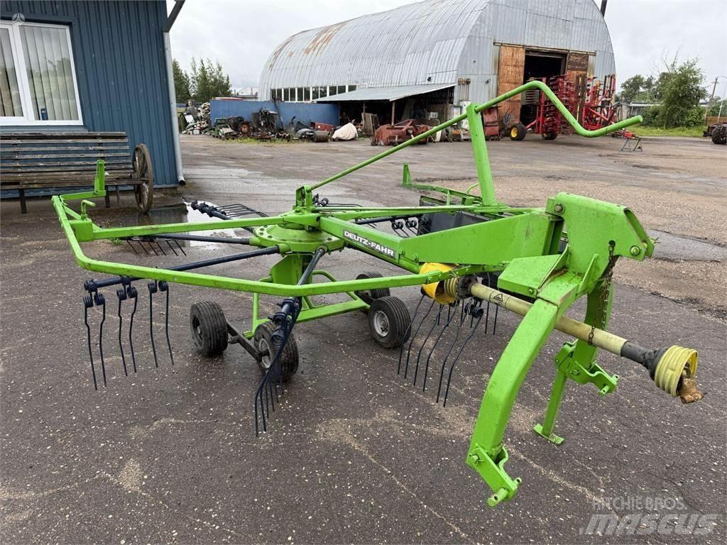 Deutz-Fahr 300 Завантажувачі змішувальних машин