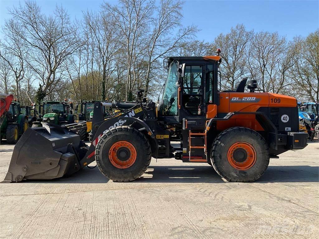 Doosan DL280 Фронтальні навантажувачі