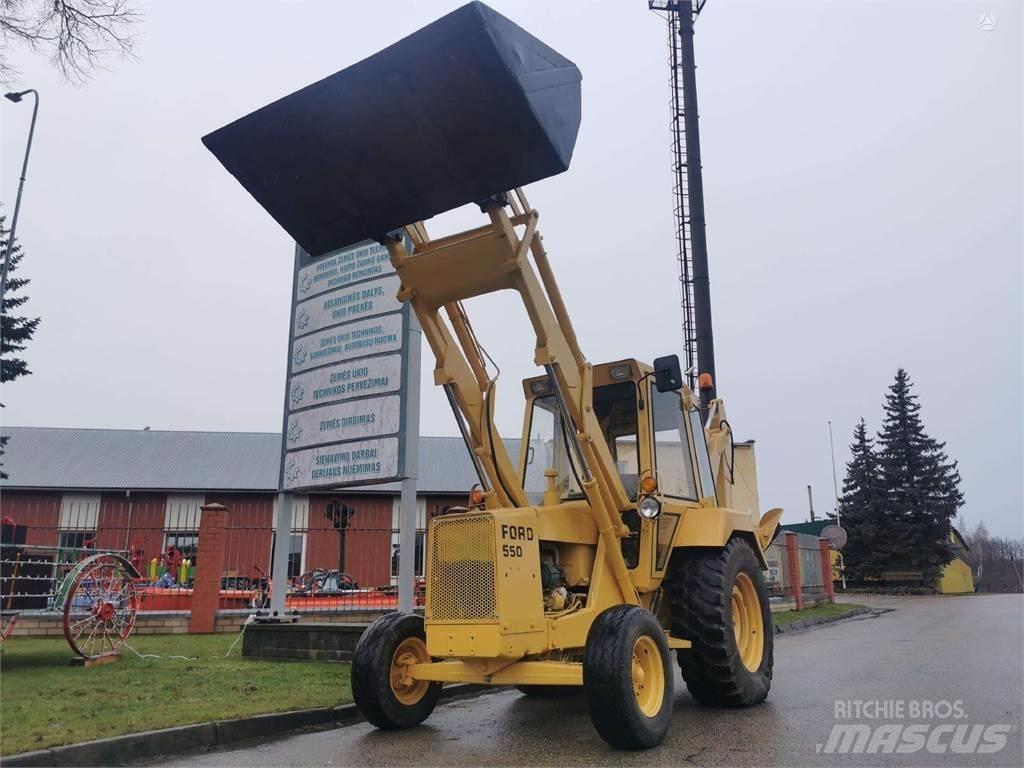 Ford 550 Екскаватори-навантажувачі