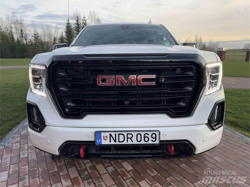 GMC  Автомобілі