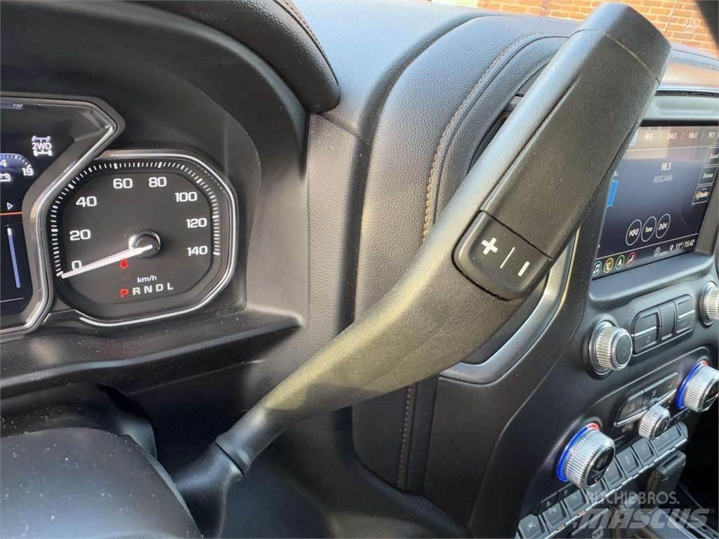 GMC  Автомобілі