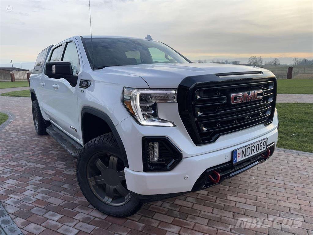 GMC  Автомобілі
