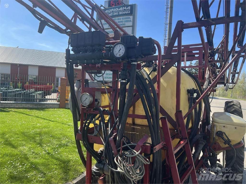 Hardi 24 metrai Самохідні обприскувачі
