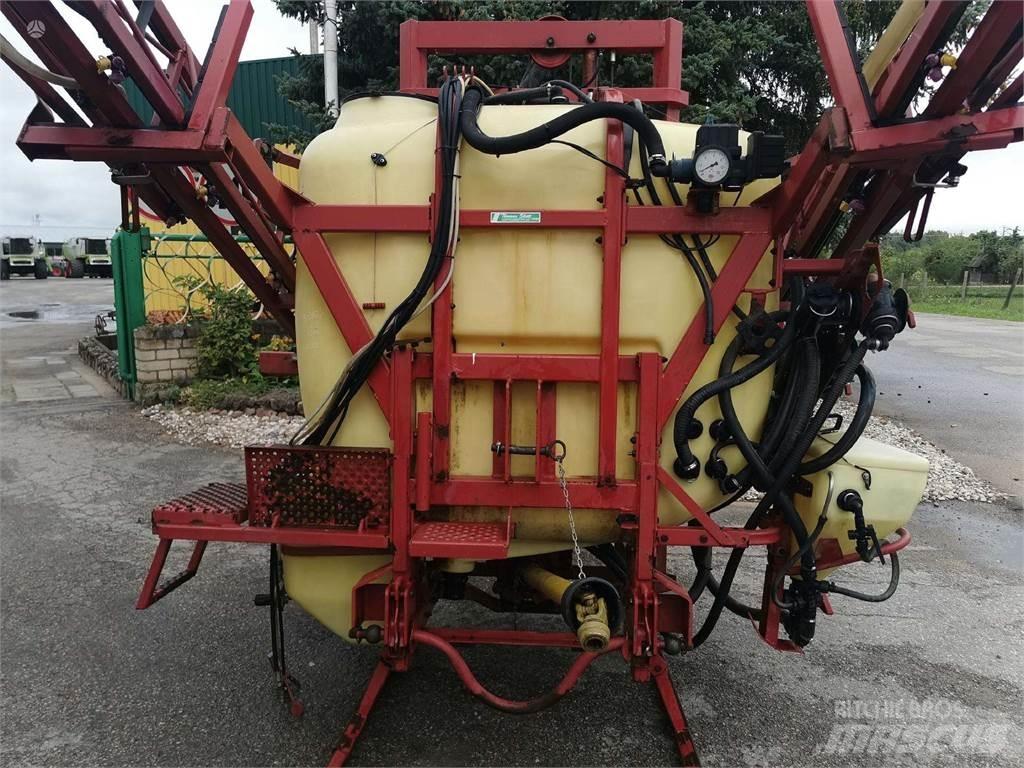 Hardi Mega Причіпні обприскувачі