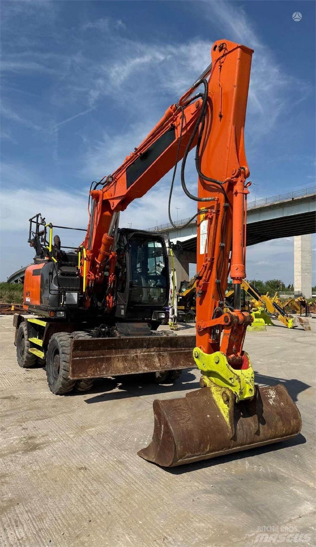 Hitachi ZX145W-6 Гусеничні екскаватори