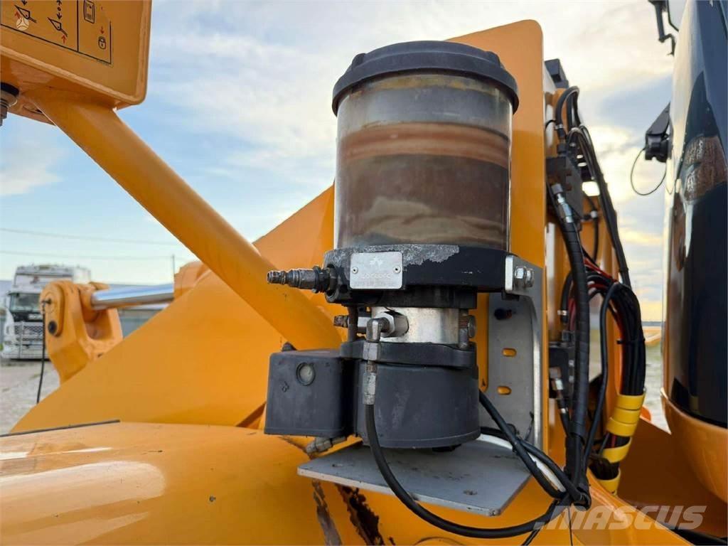 Hyundai HL 955 Фронтальні навантажувачі