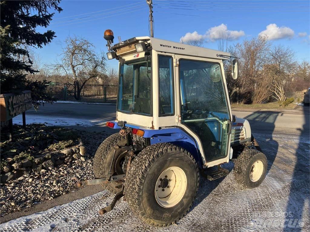 Iseki 325 Трактори