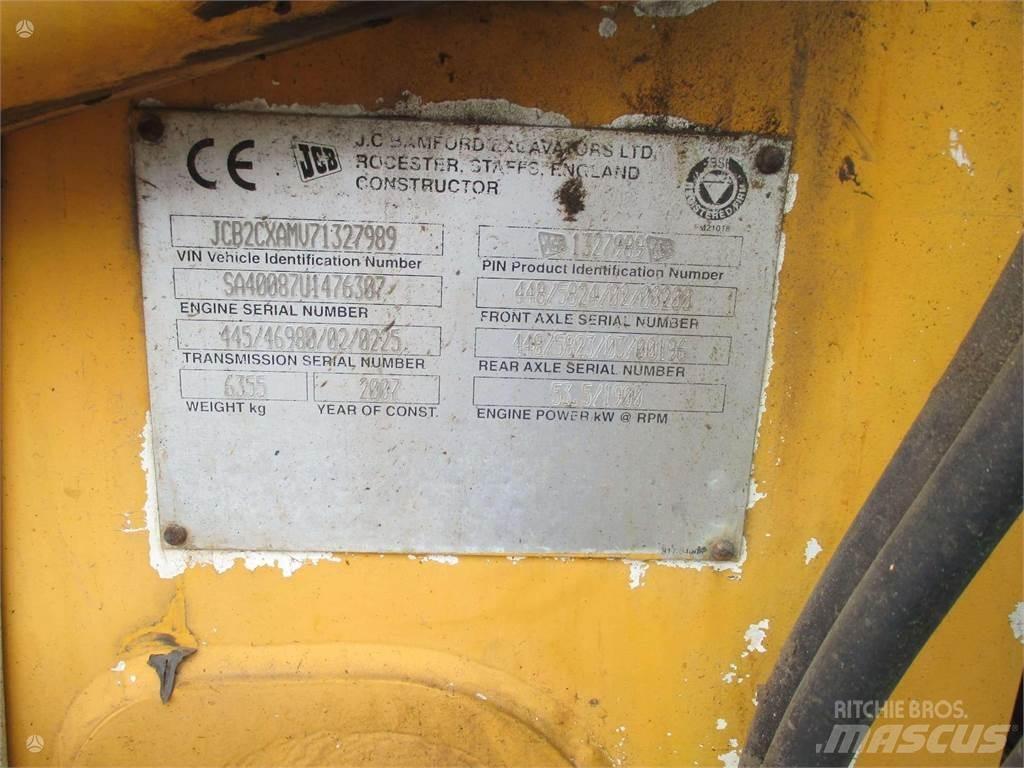  JSB 2CX Фронтальні навантажувачі