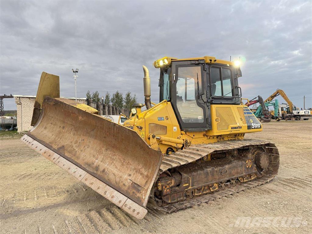 Komatsu D51PX-22 Гусеничні бульдозери