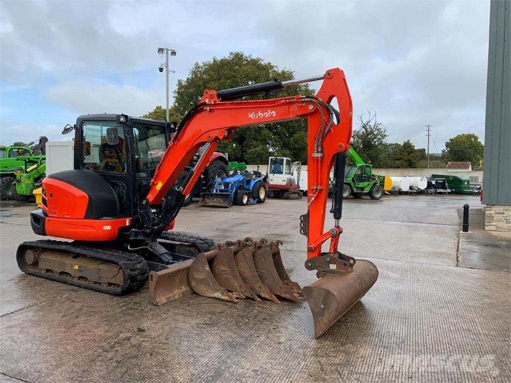 Kubota KX057-4 Гусеничні екскаватори