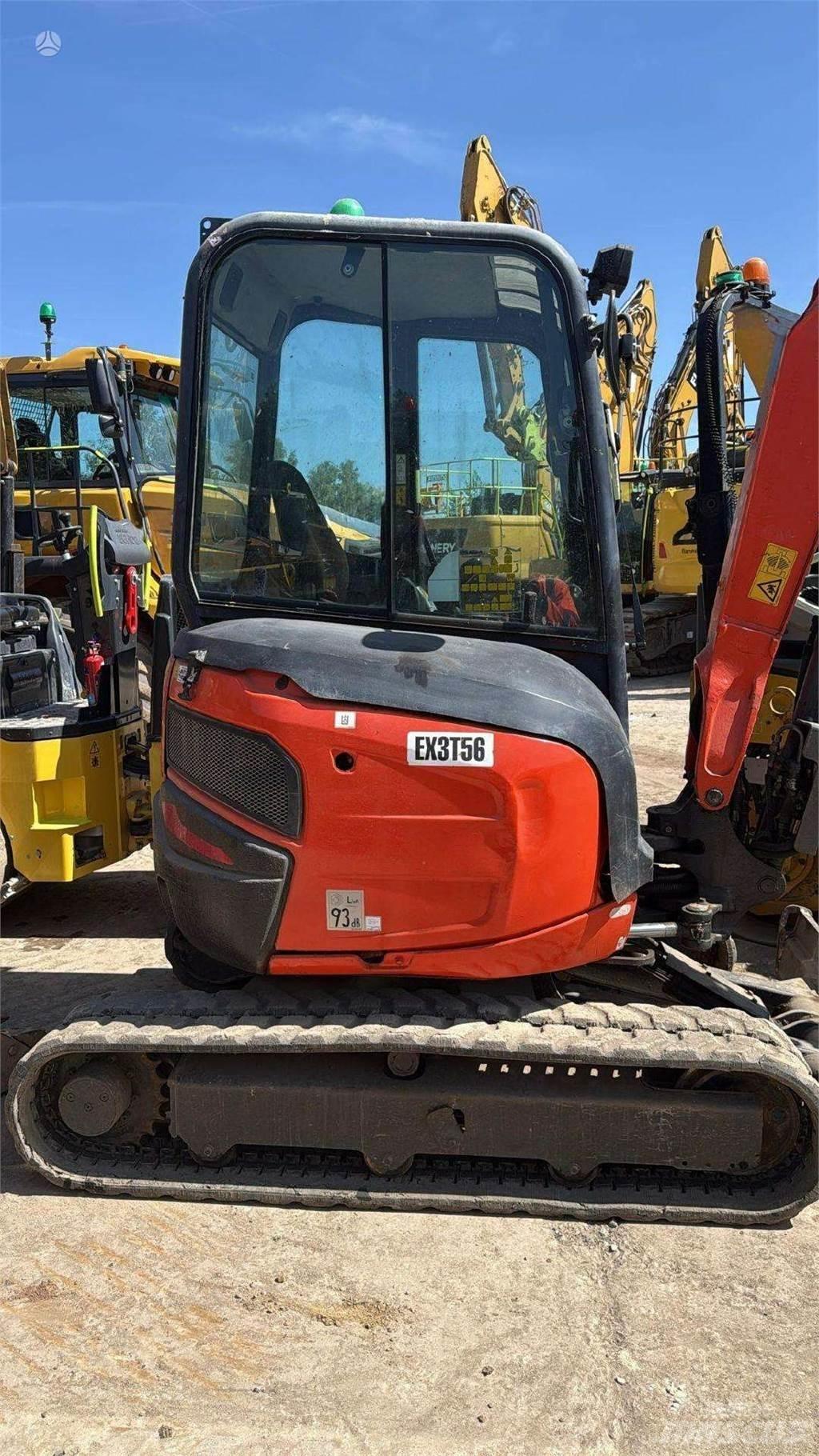 Kubota U27-4 Міні-екскаватори < 7т