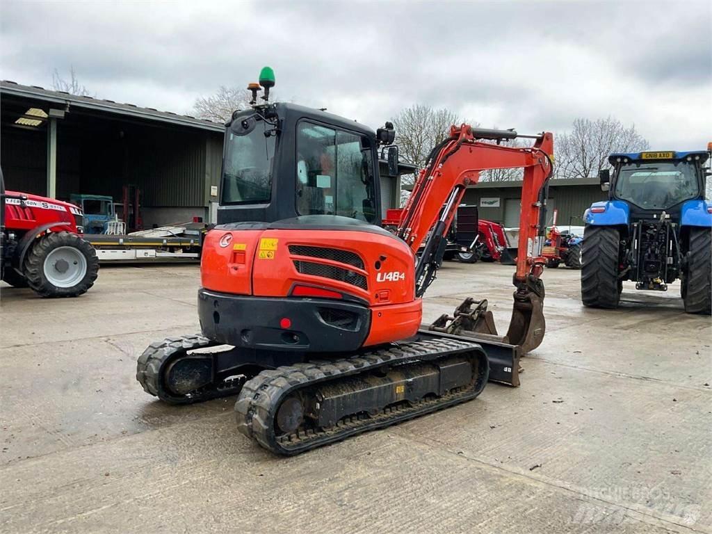 Kubota U48-4 Гусеничні екскаватори