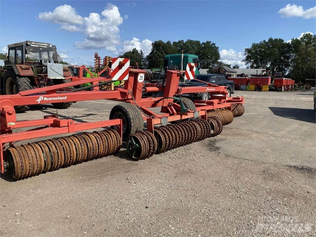 Kverneland 920 Сільгосптехніка - Інші