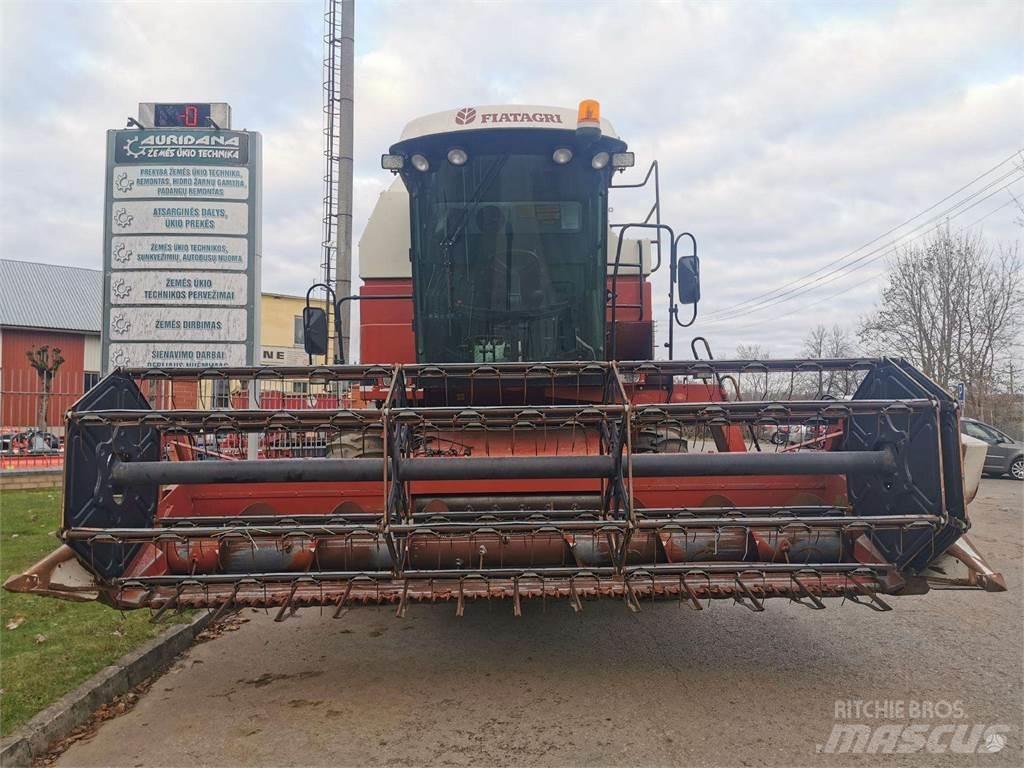 Laverda 3750 Зернозбиральні комбайни