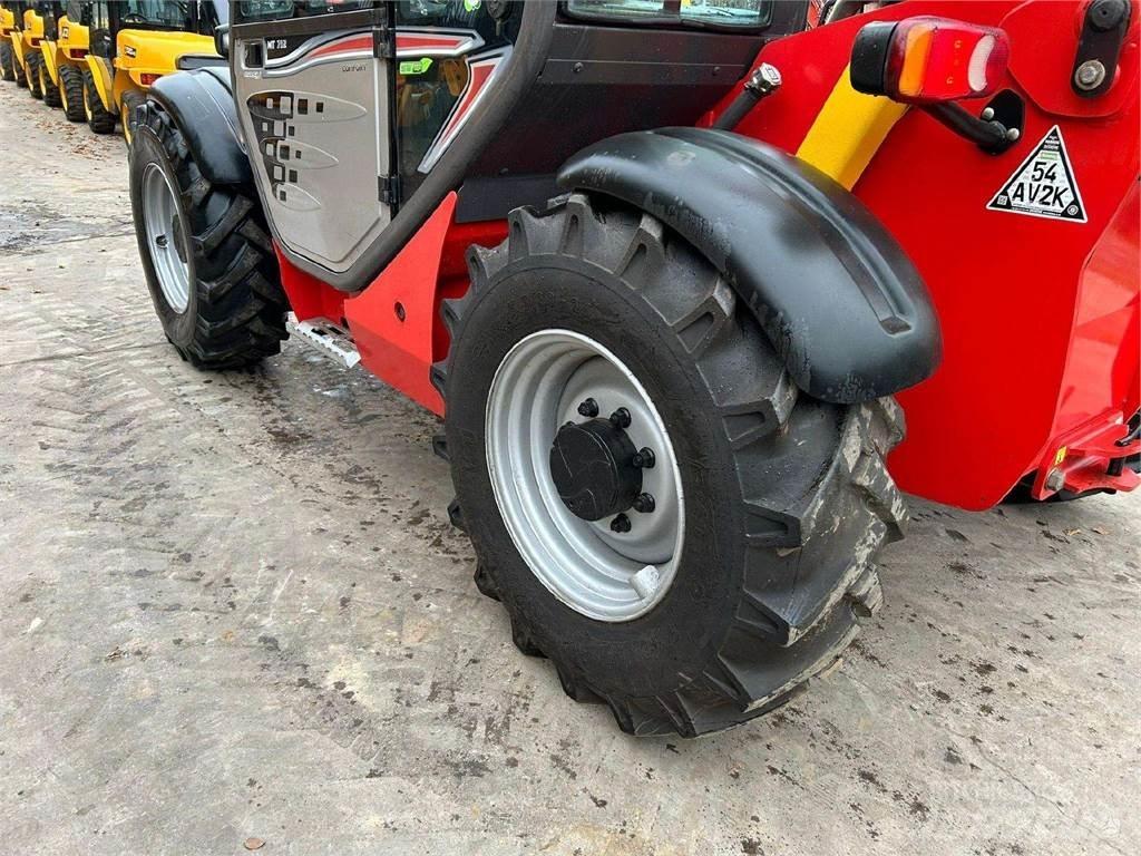 Manitou MT732 Телескопічні навантажувачі