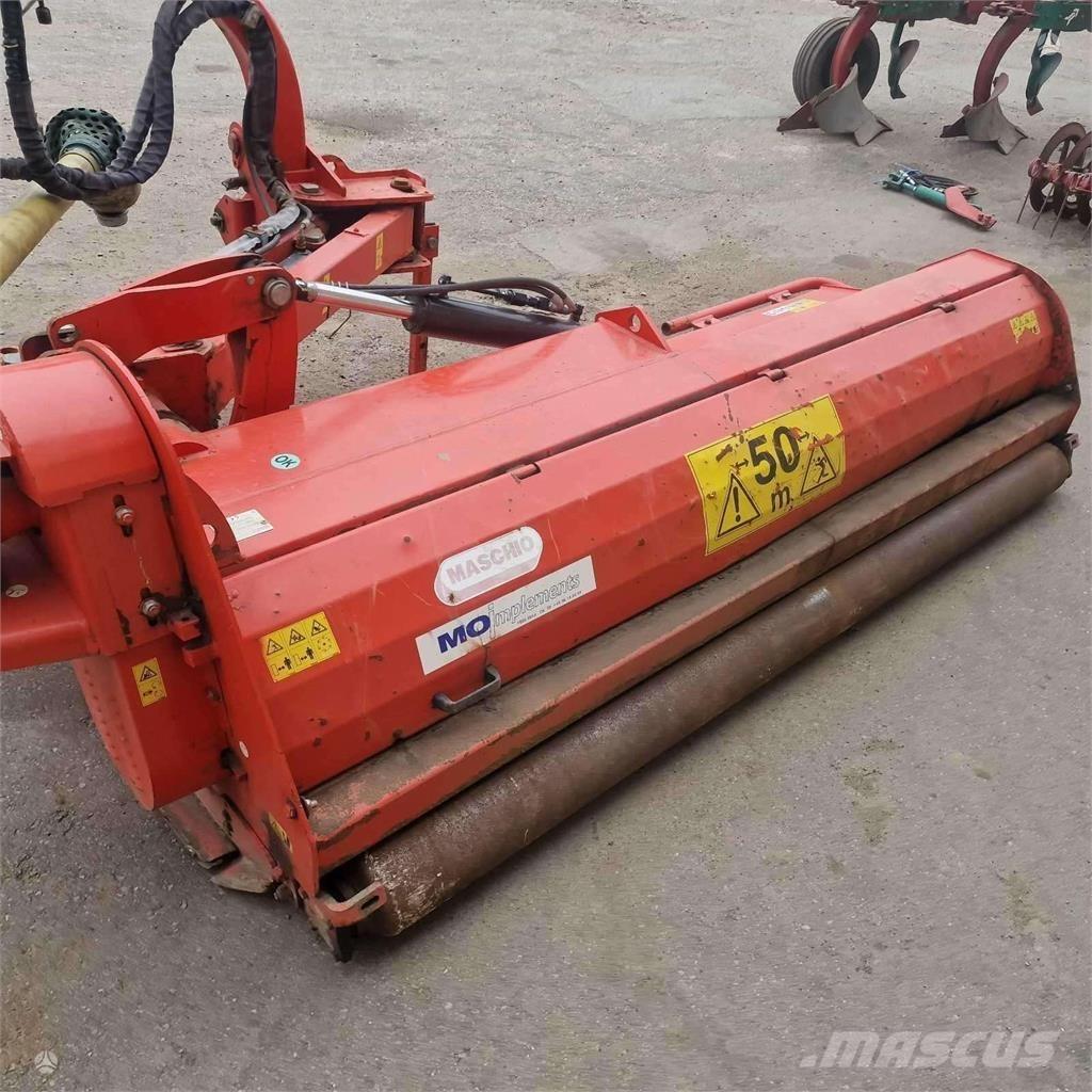 Maschio GIRAFFONA Косилки-формувачі