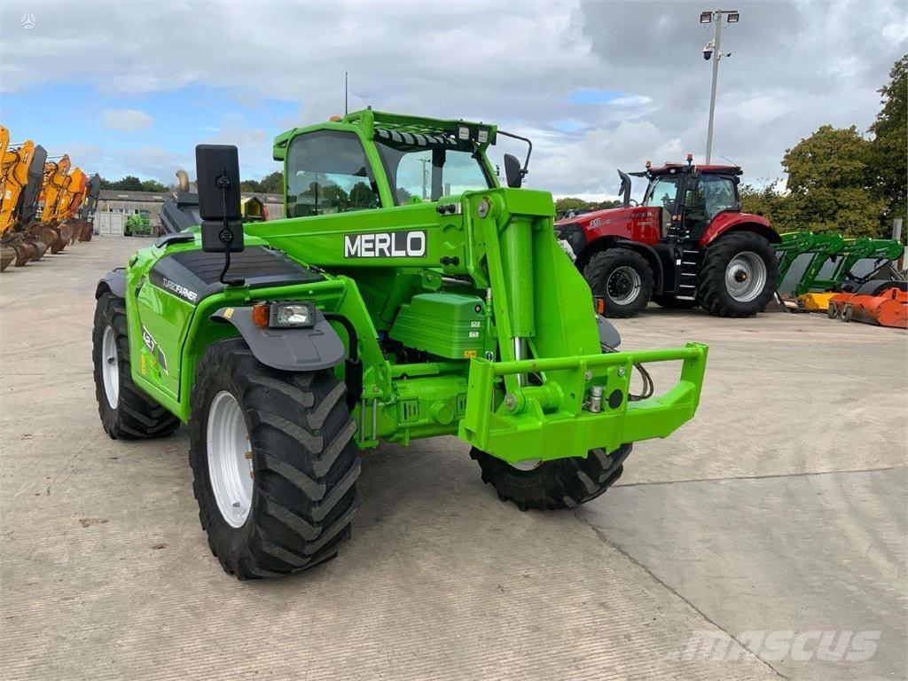 Merlo TF42.7 Фронтальні навантажувачі та екскаватори