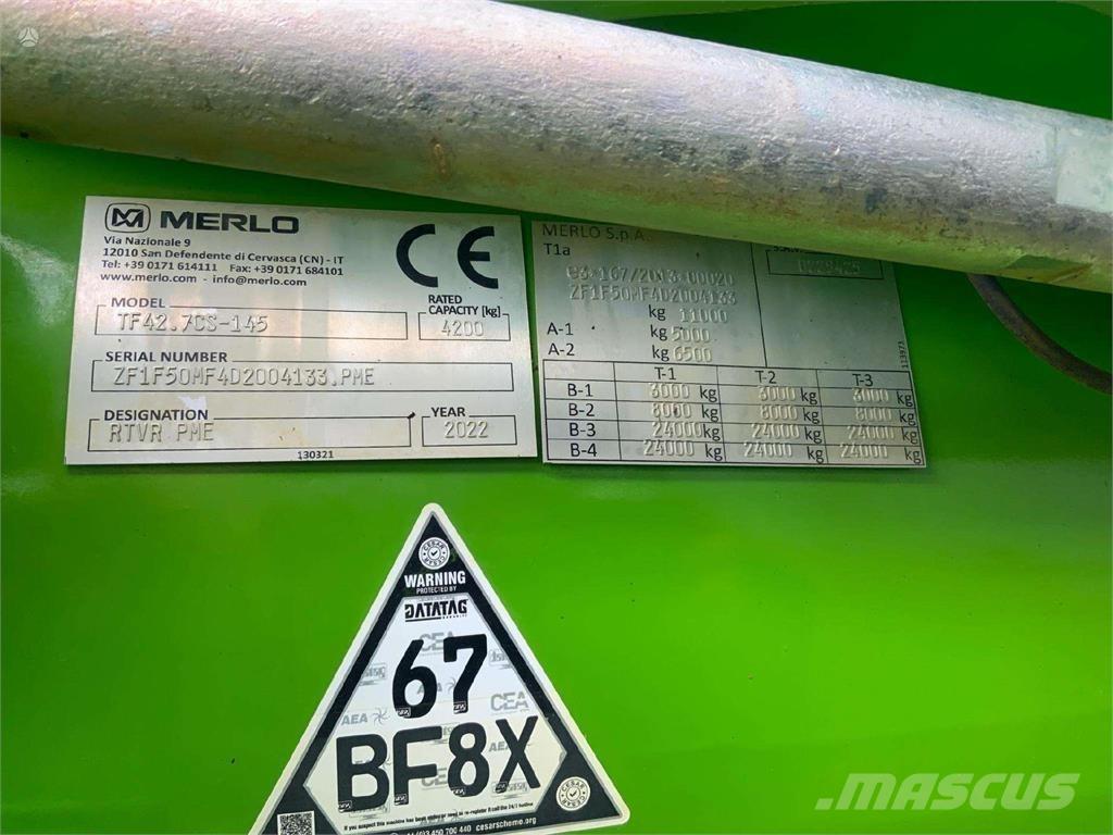 Merlo TF42.7 Фронтальні навантажувачі та екскаватори