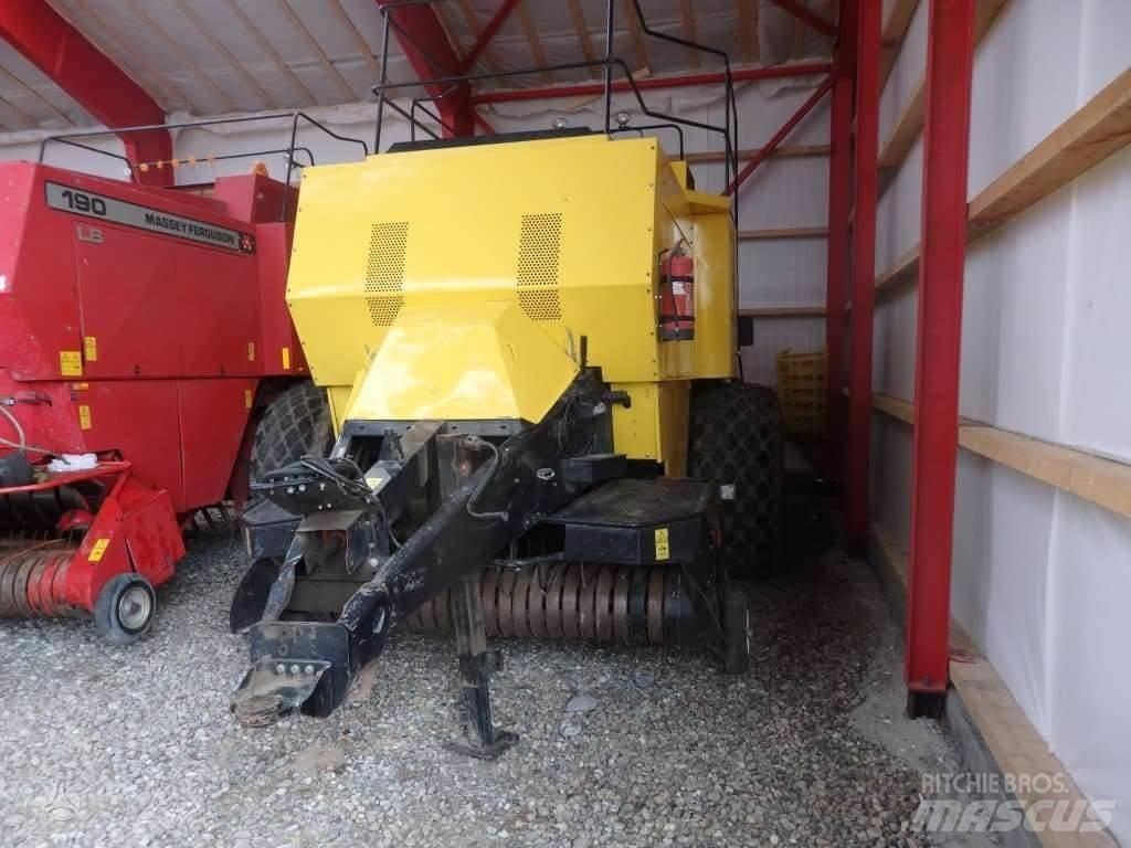 New Holland BB980 Рулонні прес-підбирачі