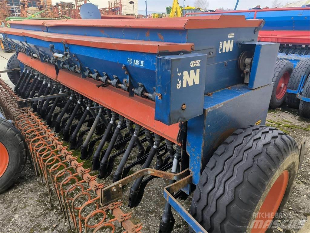 Nordsten CLF 400 Сівалки