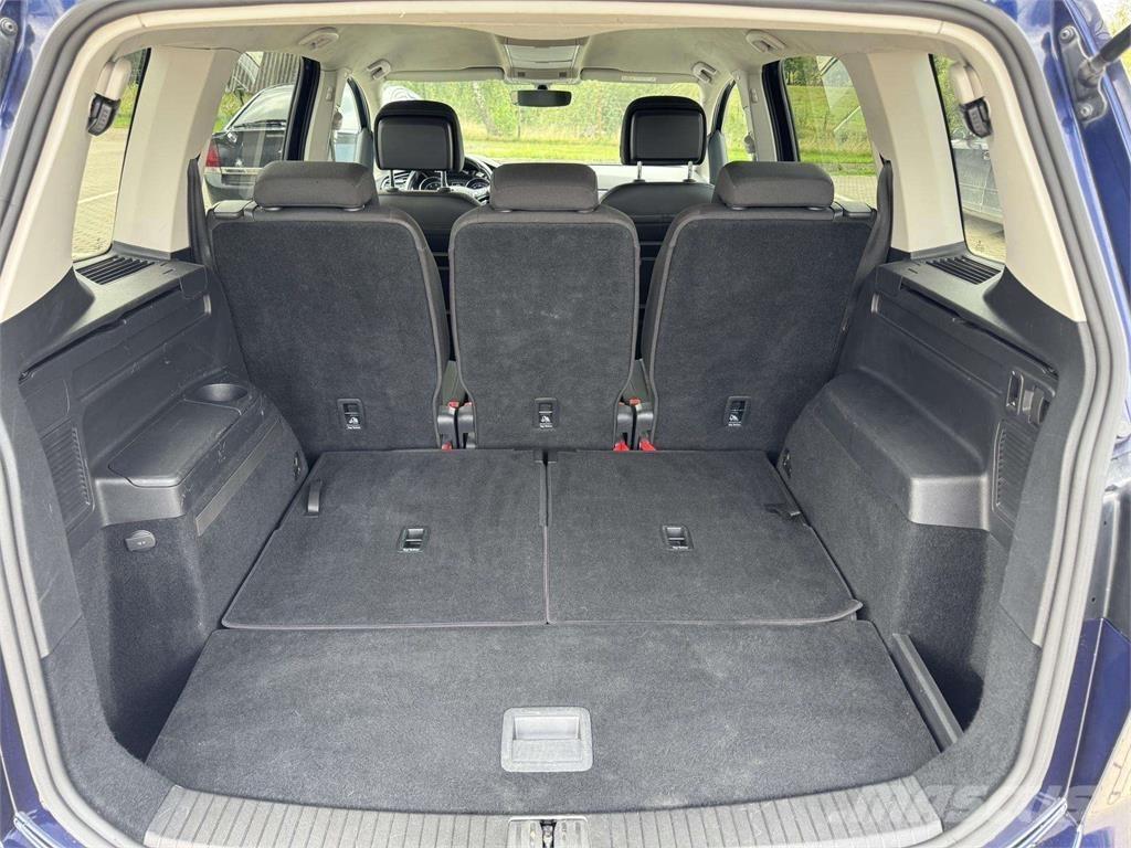 Volkswagen  Автомобілі