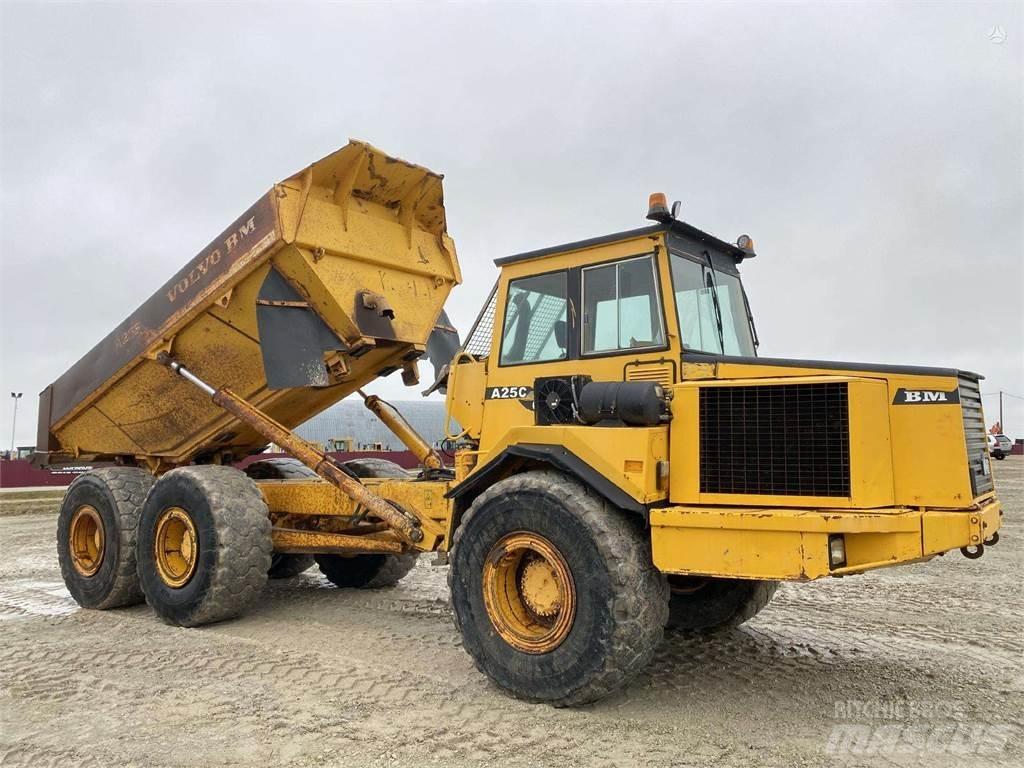 Volvo A25C , Nr.2 Зчленовані самоскиди