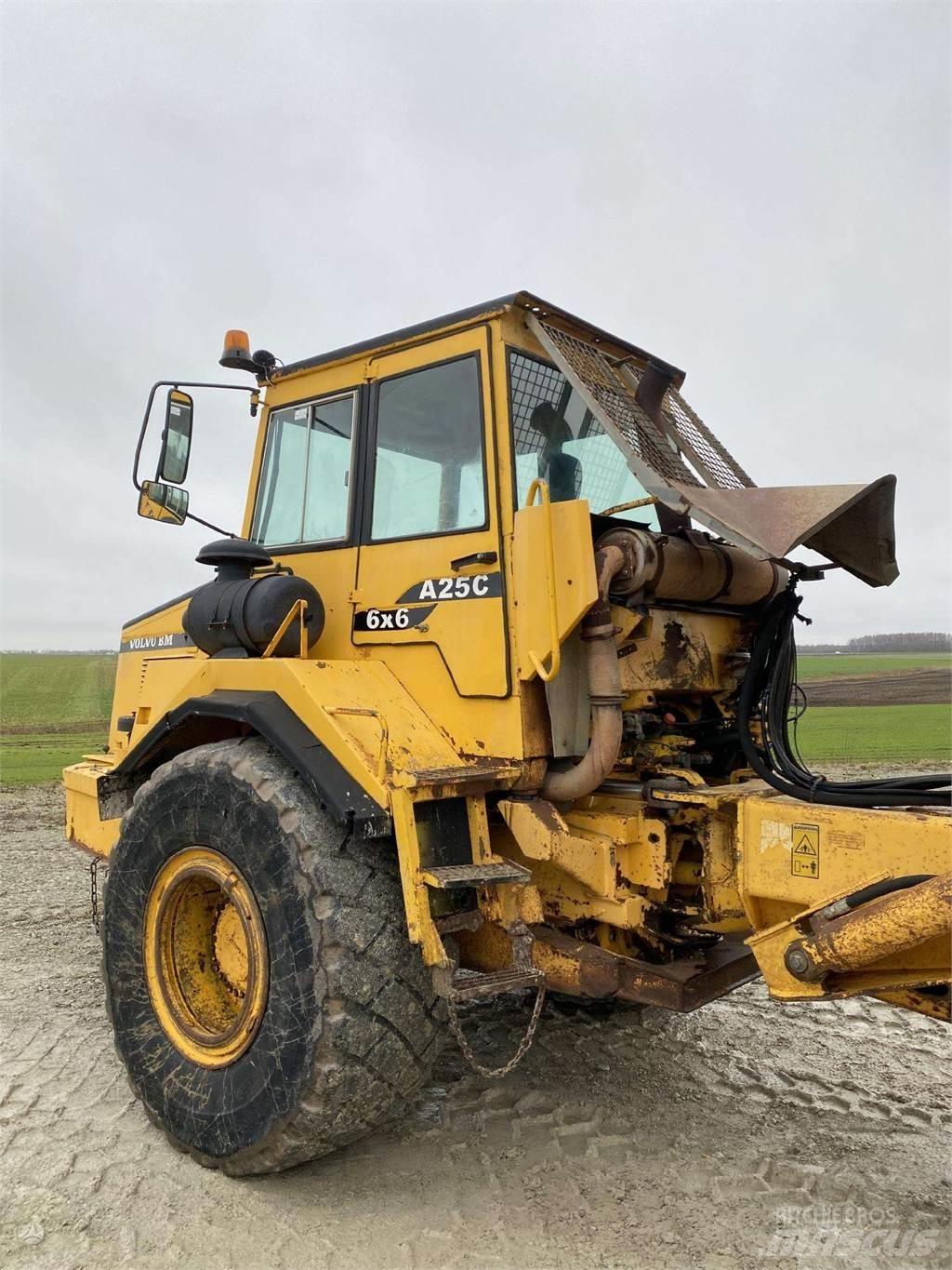 Volvo A25C , Nr.2 Зчленовані самоскиди