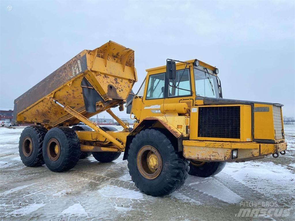 Volvo A25C , Nr. 5 Зчленовані самоскиди