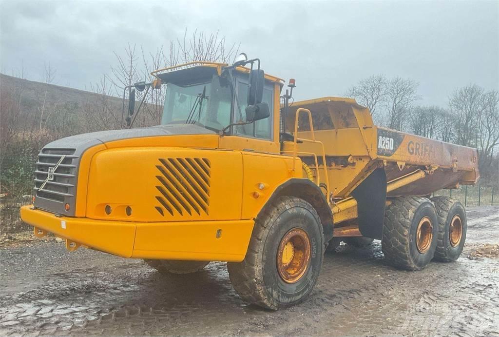 Volvo A25D Зчленовані самоскиди