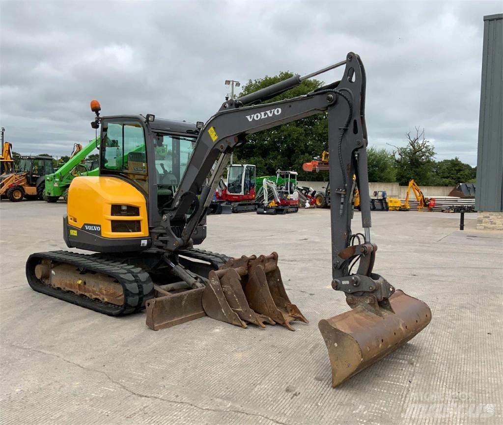 Volvo ECR50 Гусеничні екскаватори